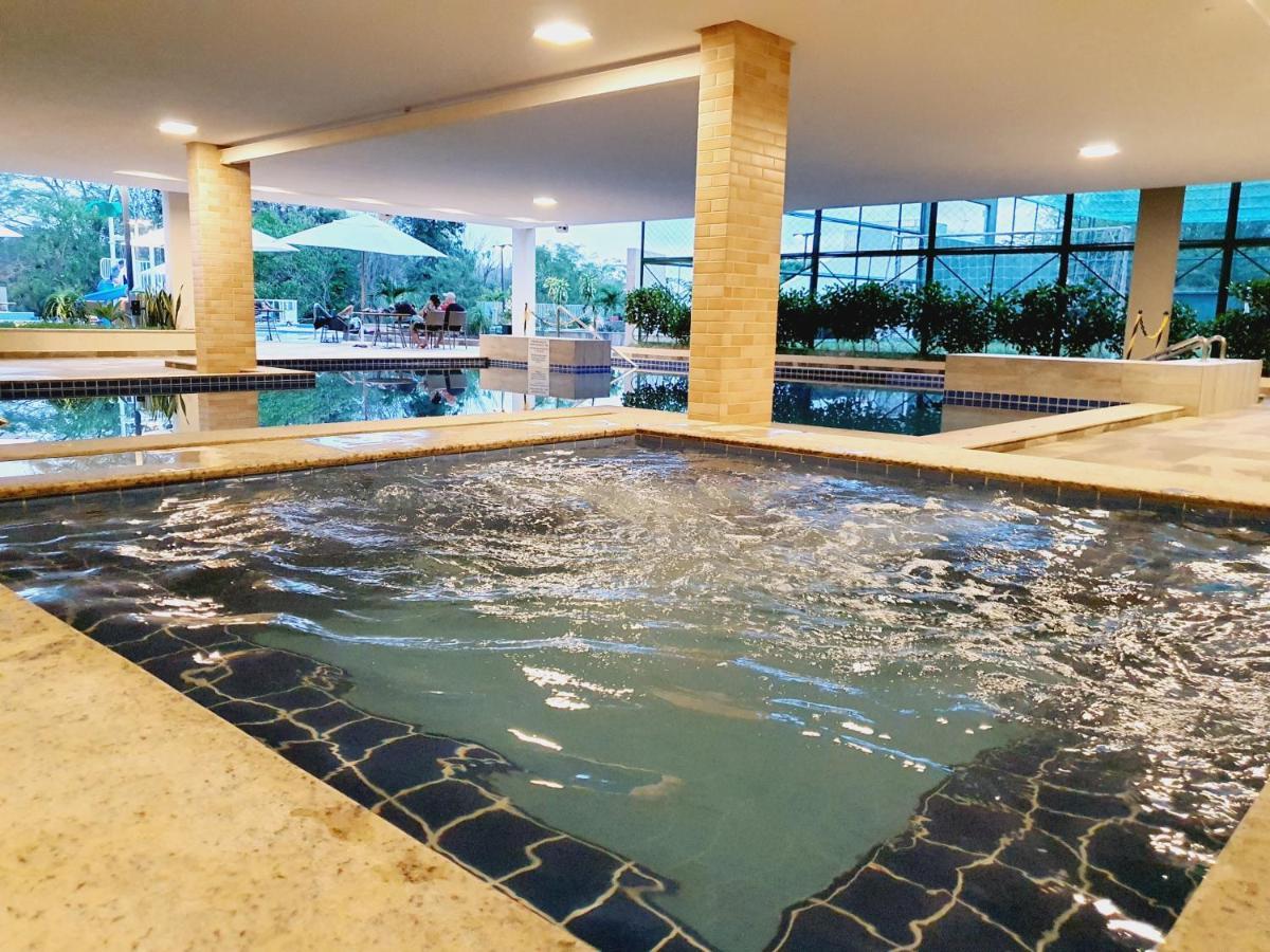 Apartamento Apt Para Ate 8 Pessoas - Park Veredas Rio No Fundo *